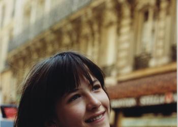 Sophie Marceau: un zâmbet îi va face pe toți mai strălucitori