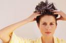 Shampoos coloridos: disfarce temporário Quanto tempo dura o shampoo colorido no cabelo?
